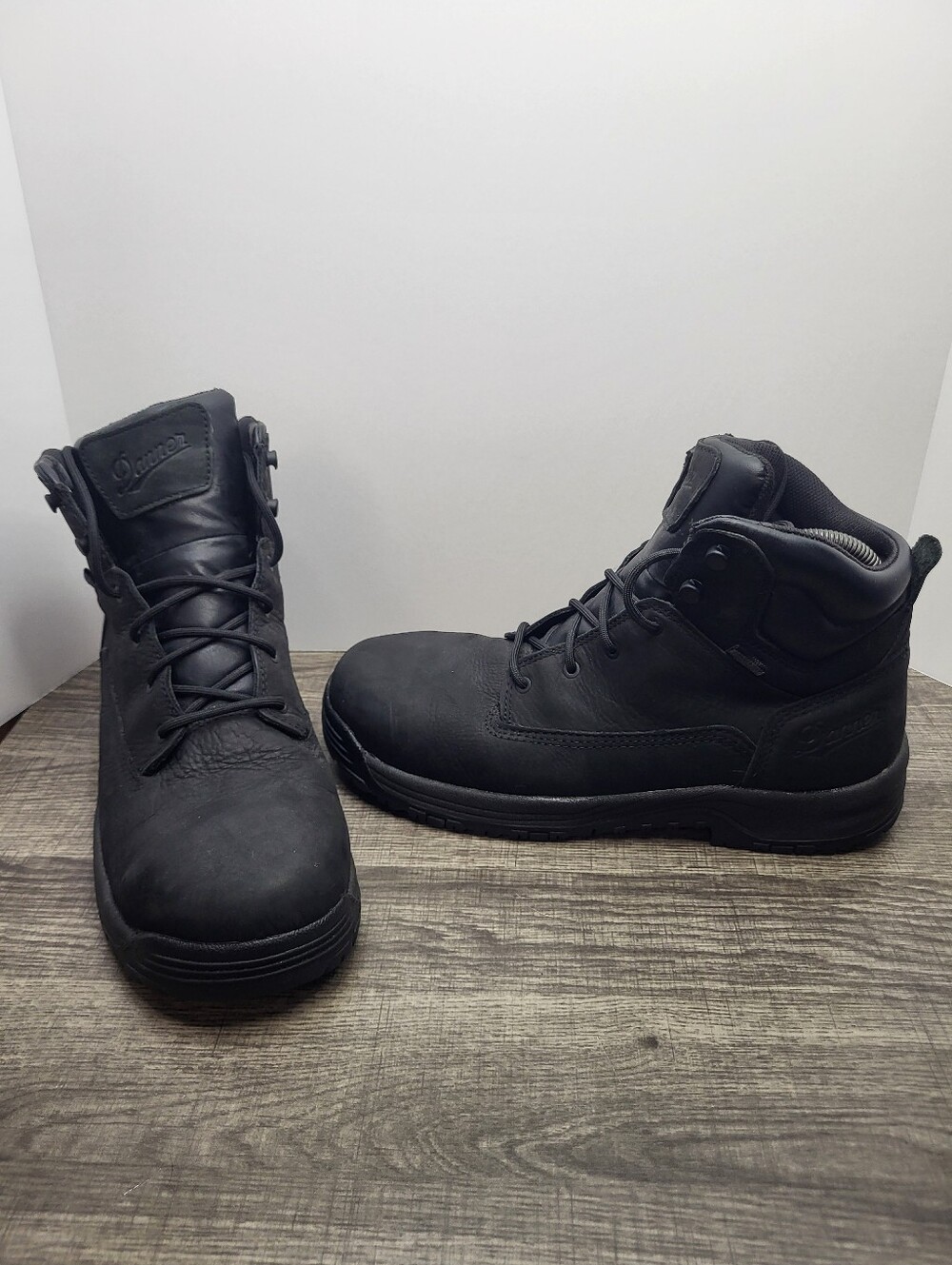 Danner Caliper 6" Boots Mens size 9.5 Black Work Hiking